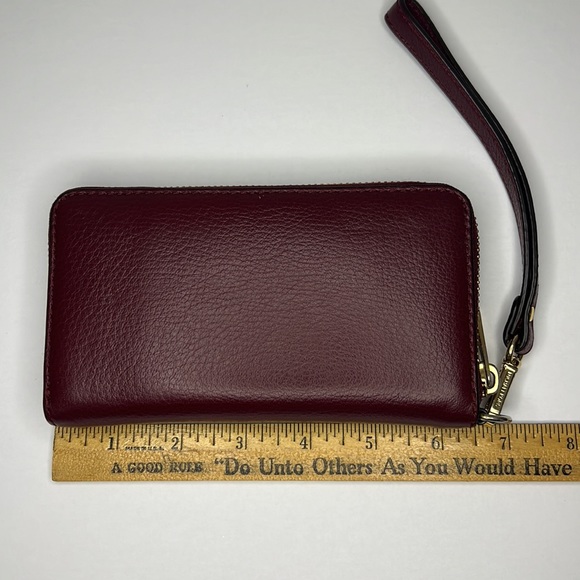 Michael Kors Leather Zip Around Wristlet Wallet Maroon Burgundy - Picture 3 of 11